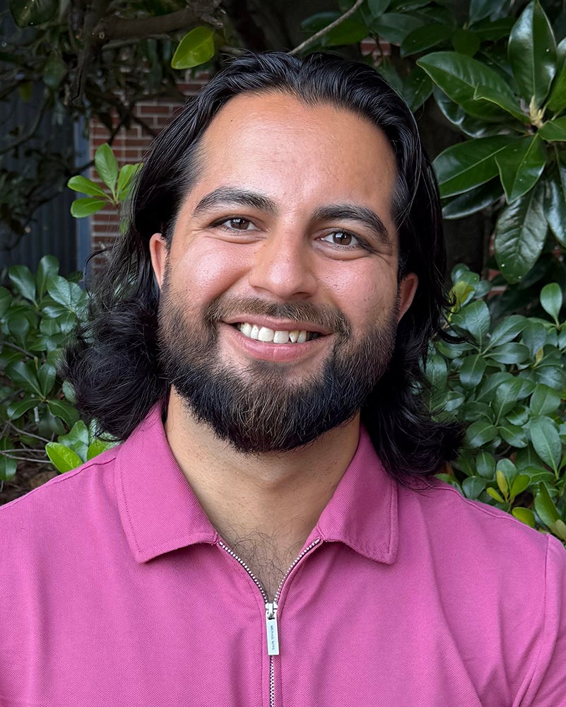 Headshot photo of Russell Sharif.