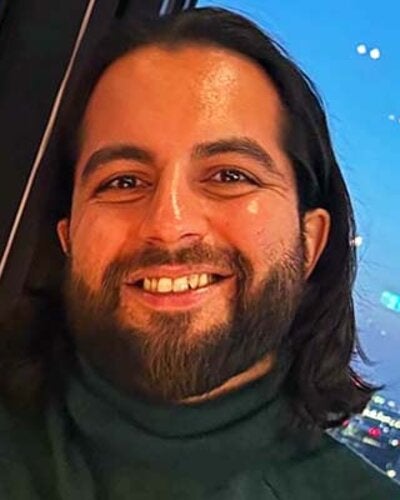 Headshot photo of Russell Sharif.