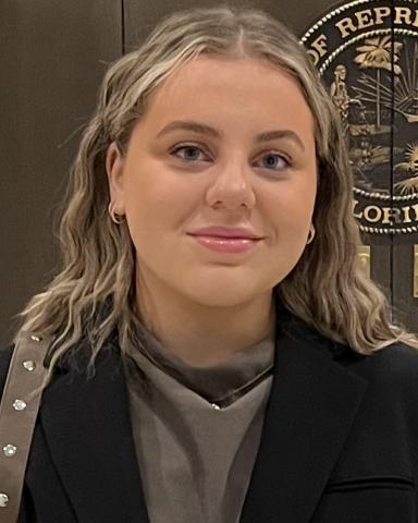 Headshot of Beatrice Pap